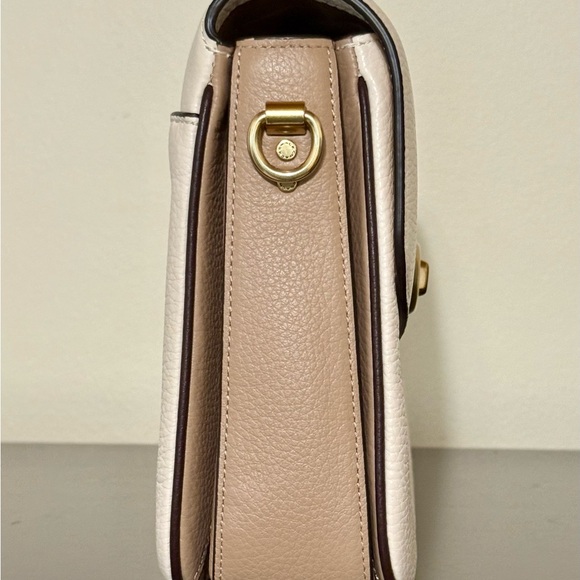 ❤️Coach Cassie B4/Chalk Colorblock Leather Crossbody Bag - Picture 4 of 8